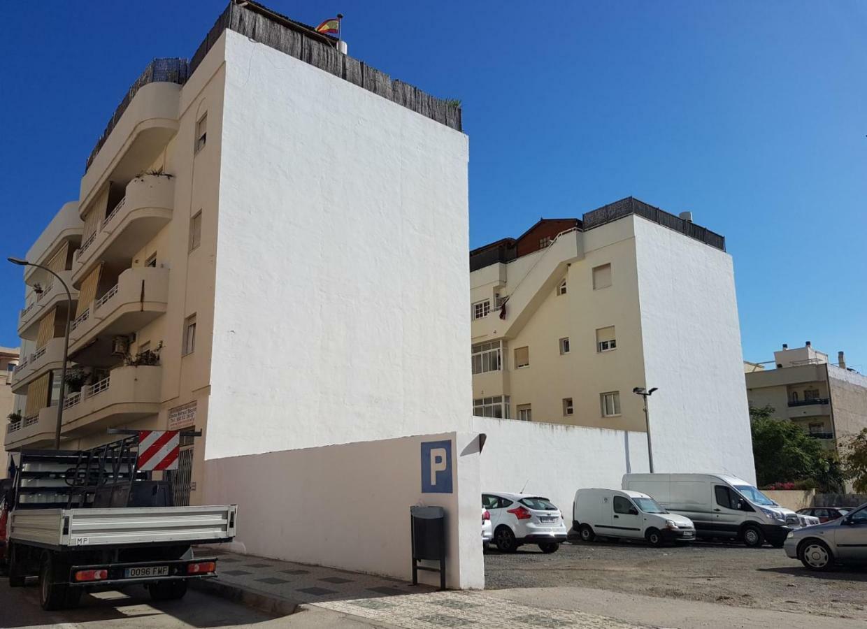 Apartamento En Нерха Екстер'єр фото